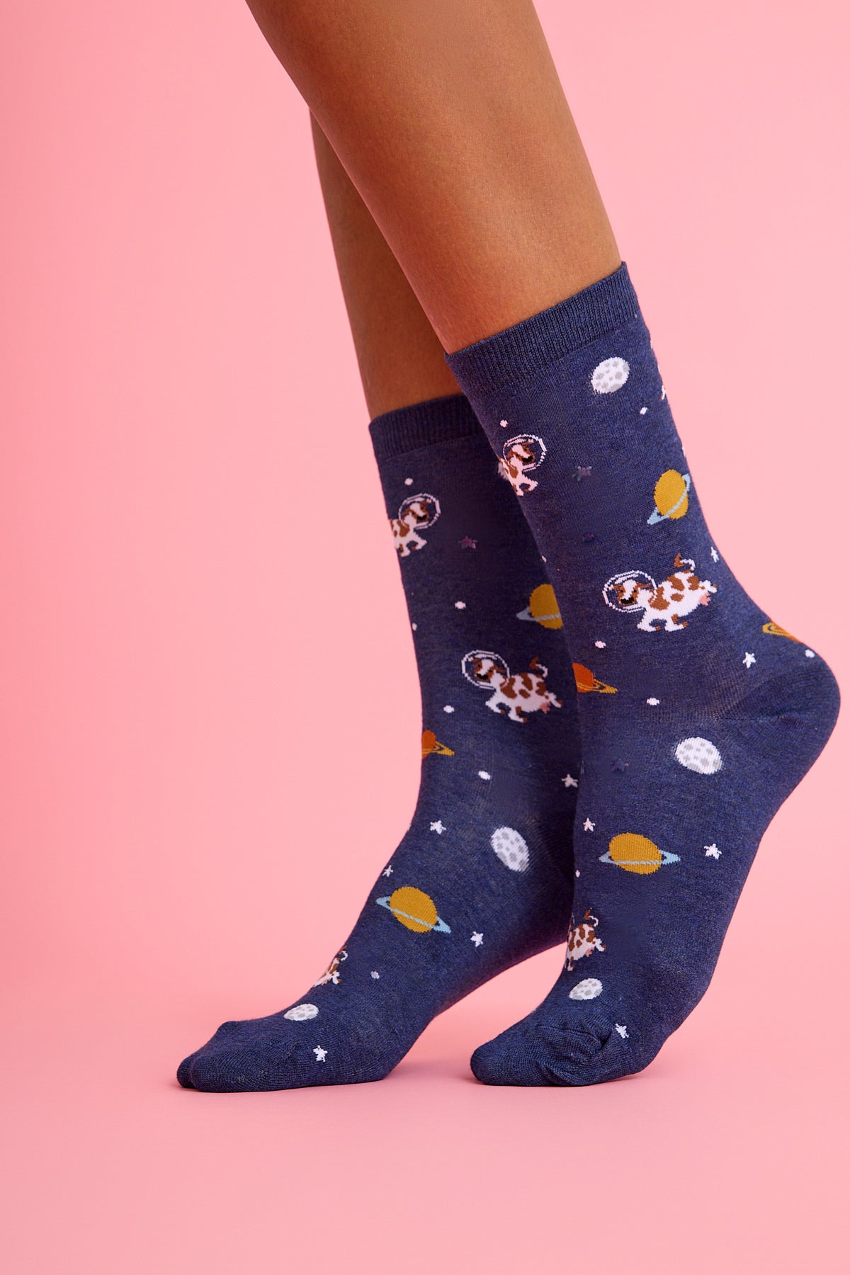 Uzayda İnek Desenli Renkli Çorap