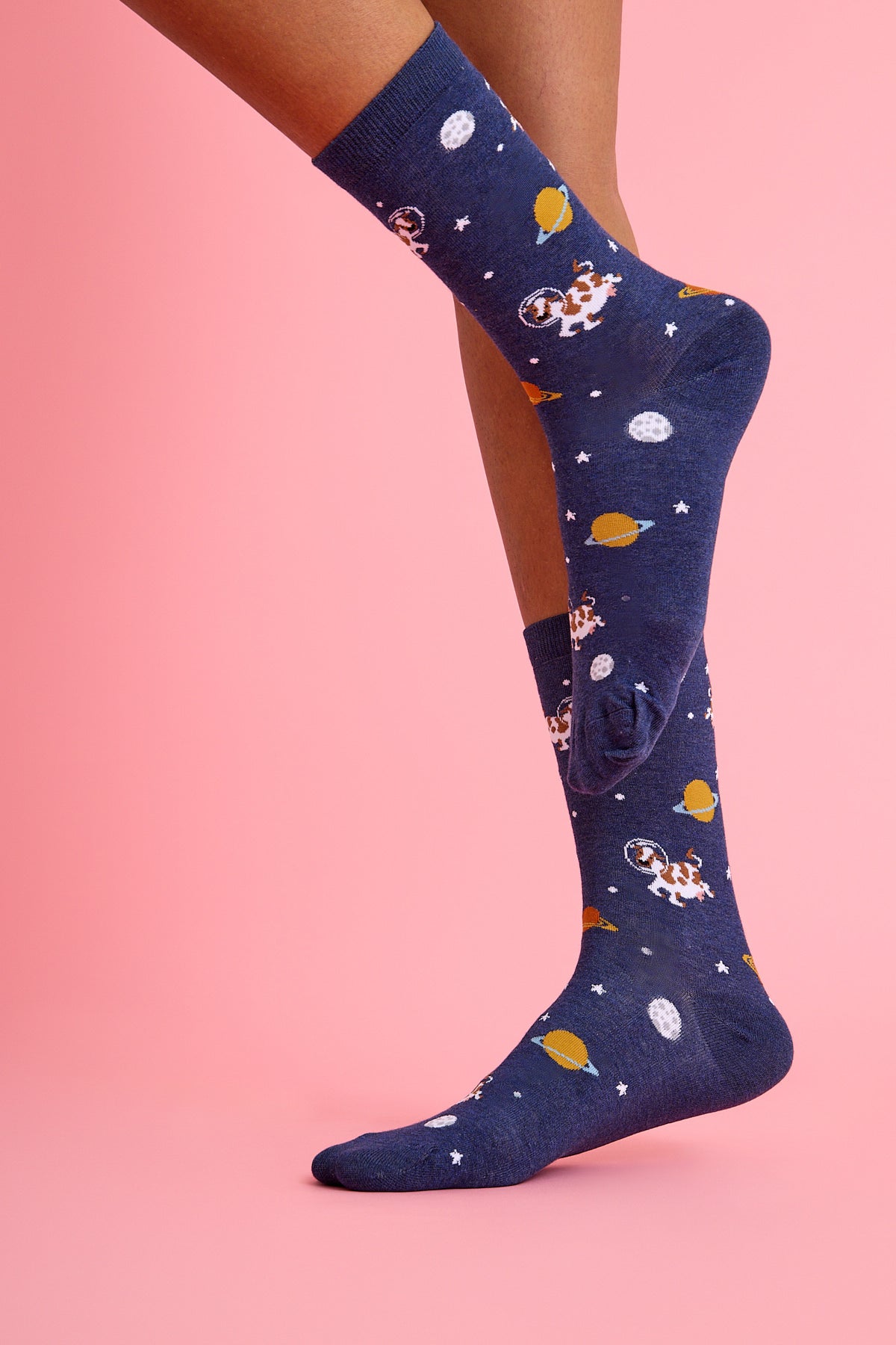 Uzayda İnek Desenli Renkli Çorap