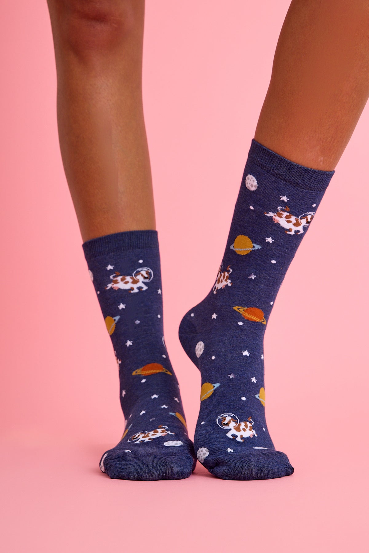 Uzayda İnek Desenli Renkli Çorap