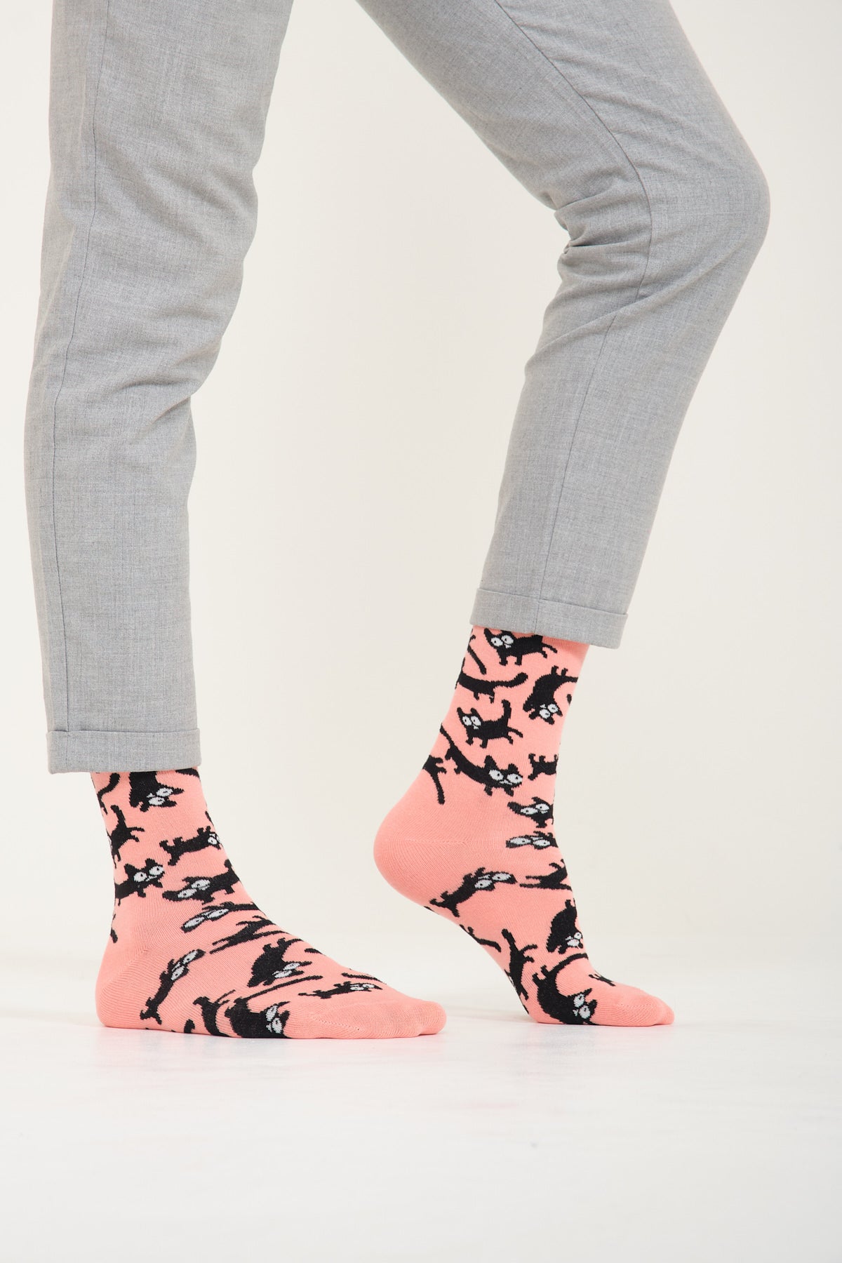 Pembe Kedi Desenli Renkli Çorap