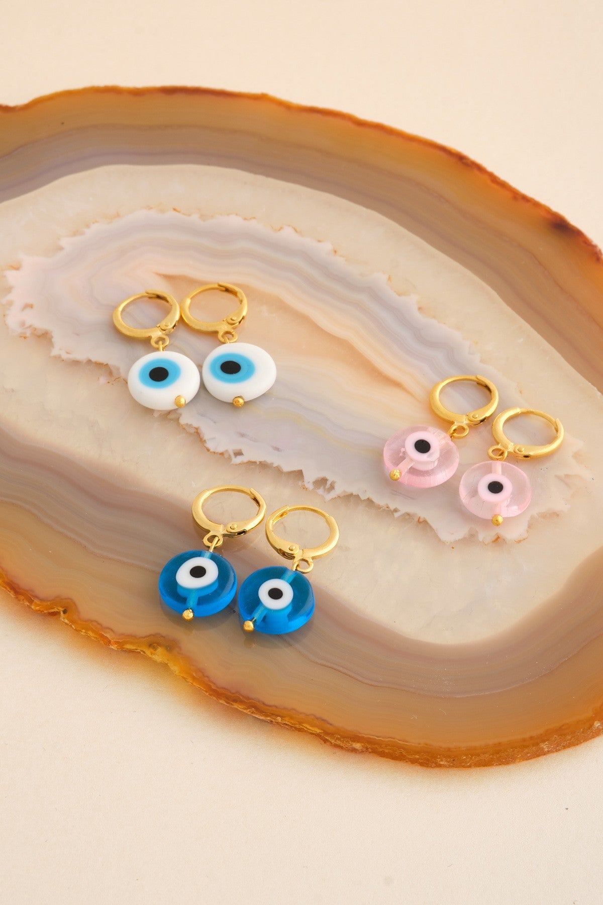Minimal Cam Evil Eye Charm Küpe