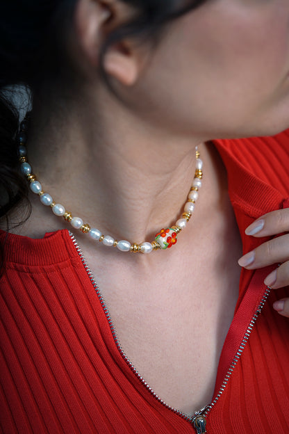 Floral Pearls Tasarım İnci Dizi Kolye Krem-Kırmızı