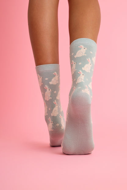 Beyaz Tavşan Desenli Renkli Çorap