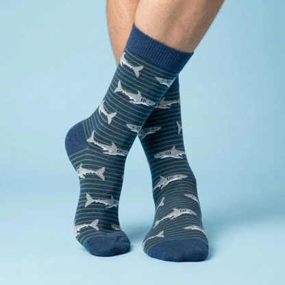 köpekbalığı desenli lacivert çizgili pamuk çorap