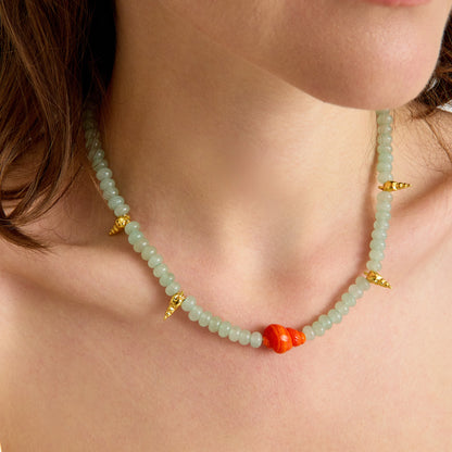 Aventurin taşı ve turuncu murano cam charm ile tasarlanmış altın detaylı el yapımı yaz kolyesi – SOA Jewellery Luma